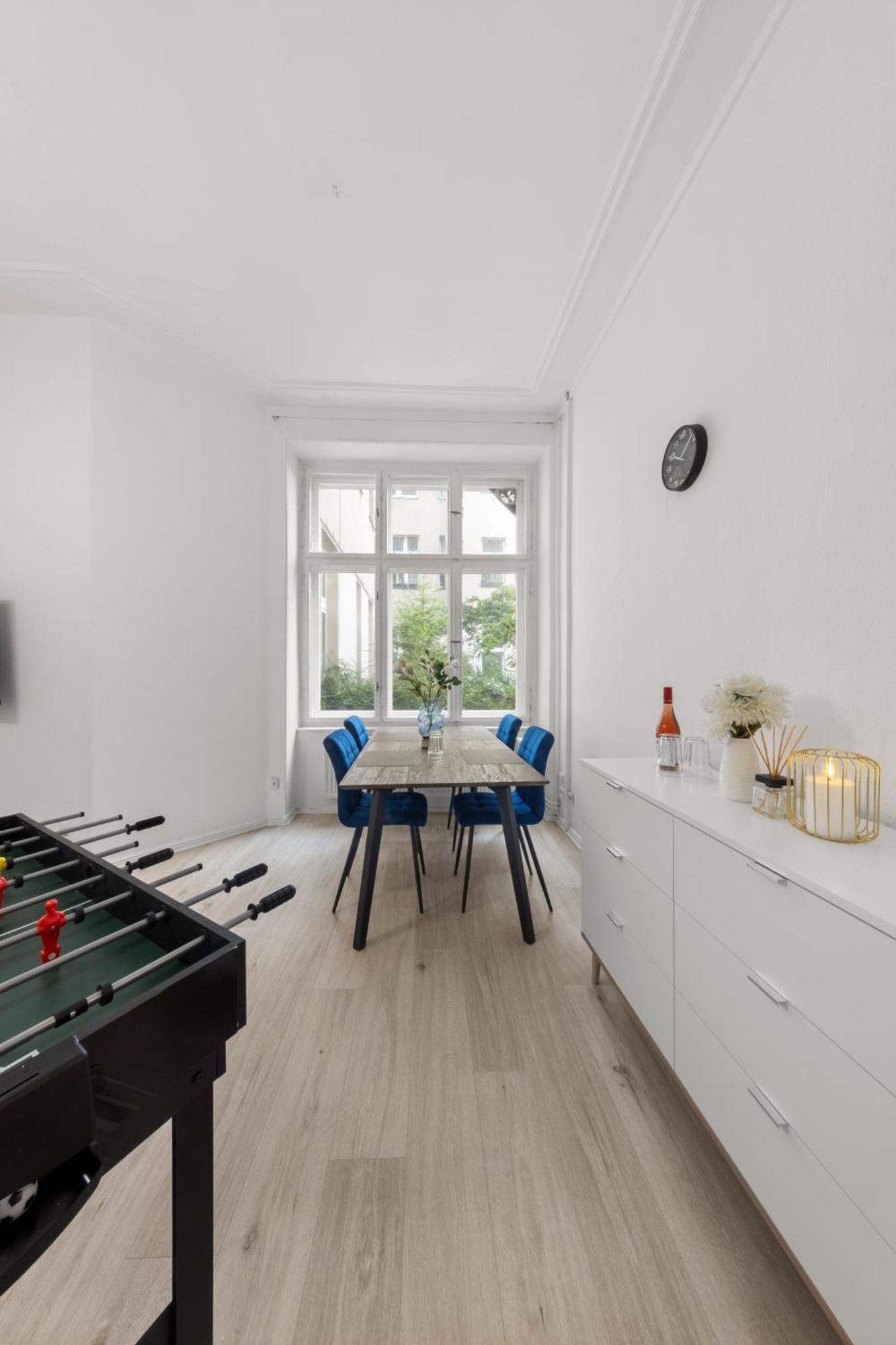 Ferienwohnung 62Qm2, Massageseat, Billard-Table, King-Sized Bed Berlin Exterior foto